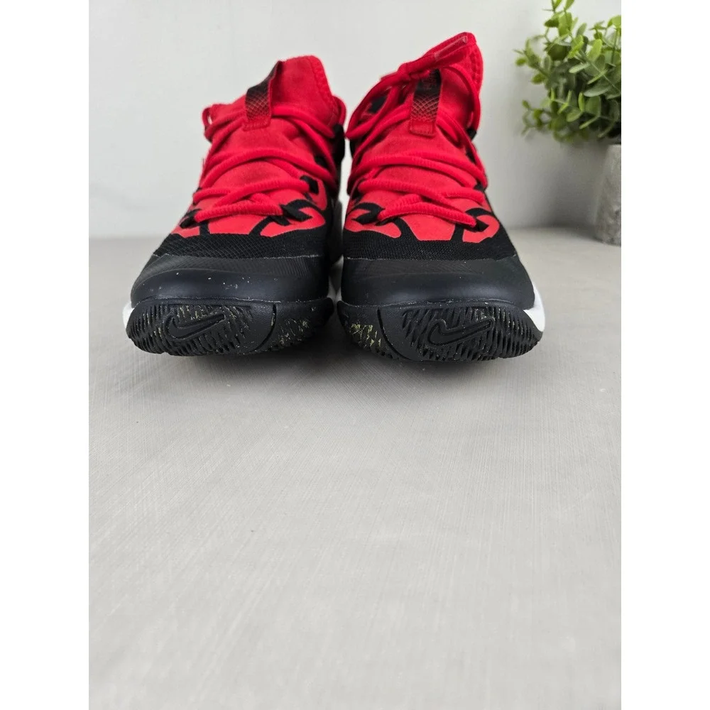 Nike Future Court‎ 2 Black University Red Basketball Shoes BQ5628-002 Boys 7Y